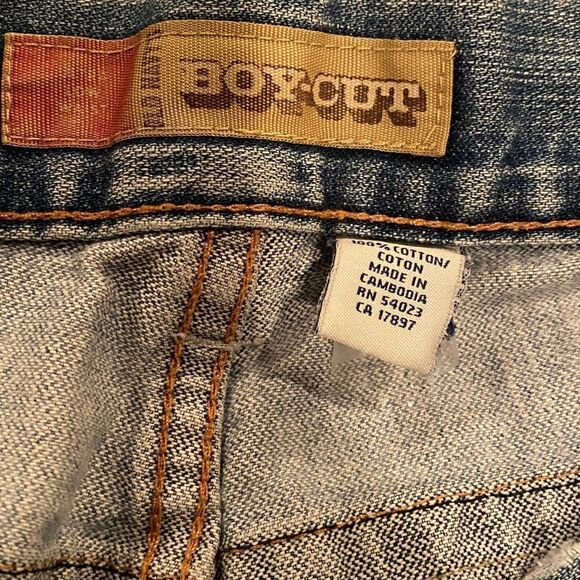 Old Navy Boy Cut Jeans Size 14 - Picture 8 of 10